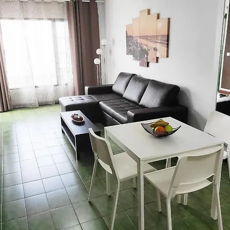 Bellaloe Apartamento Tías