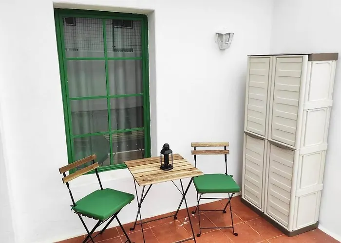 Bellaloe Apartment Tias